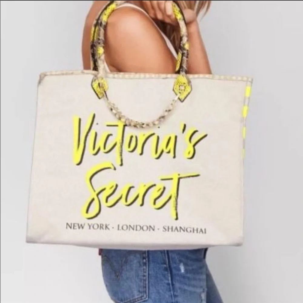 Victoria Secrets Tote Weekender Bag - Picture 1 of 9